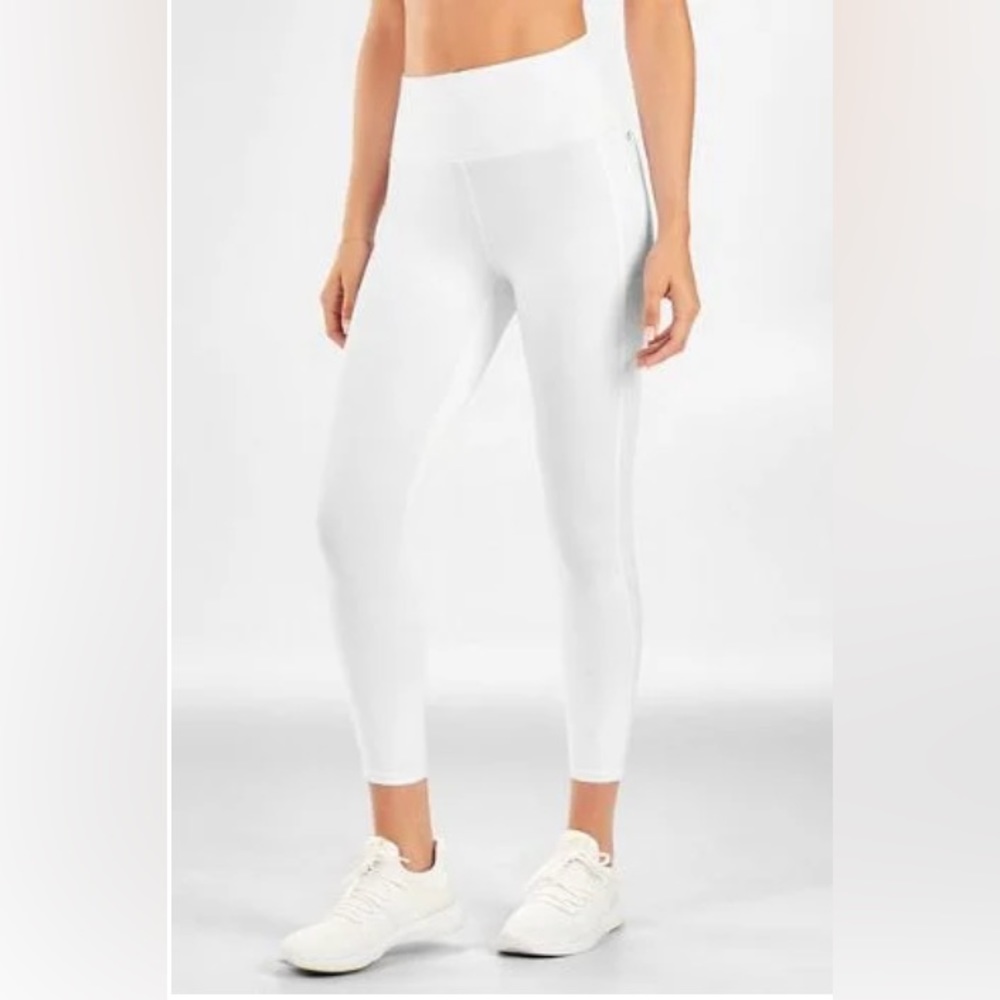 NWOT Fabletics Define Powerhold High-Waisted 7/8 Legging